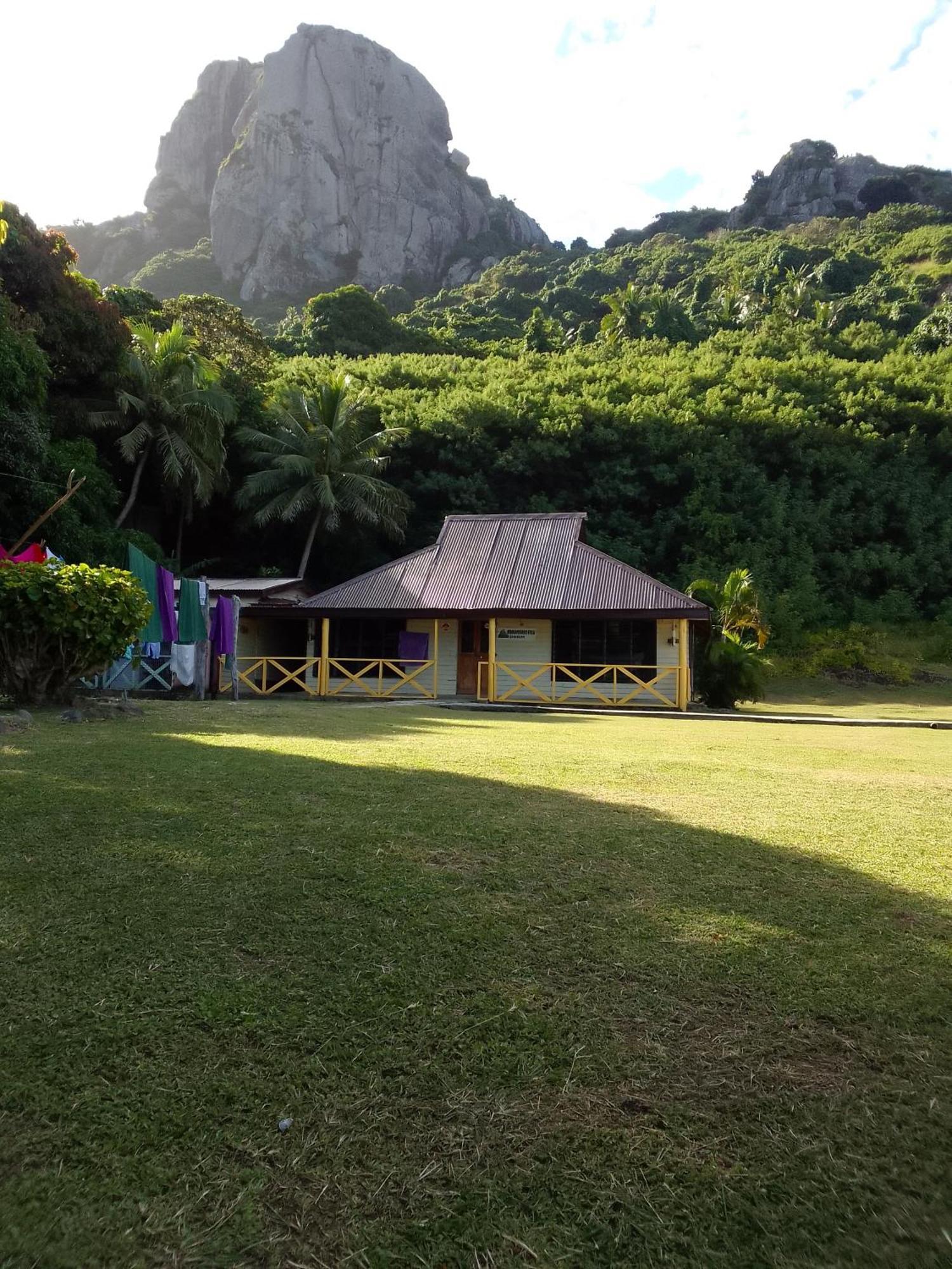 Hotel Waya Lailai Eco Haven Wayasewa Island Exterior foto